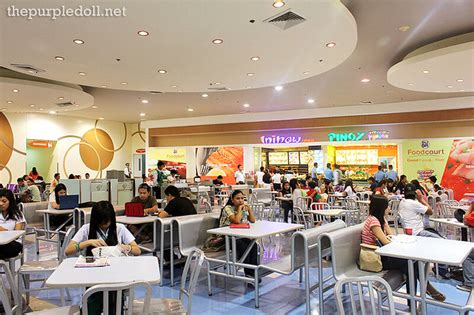SM FOODCOURT .